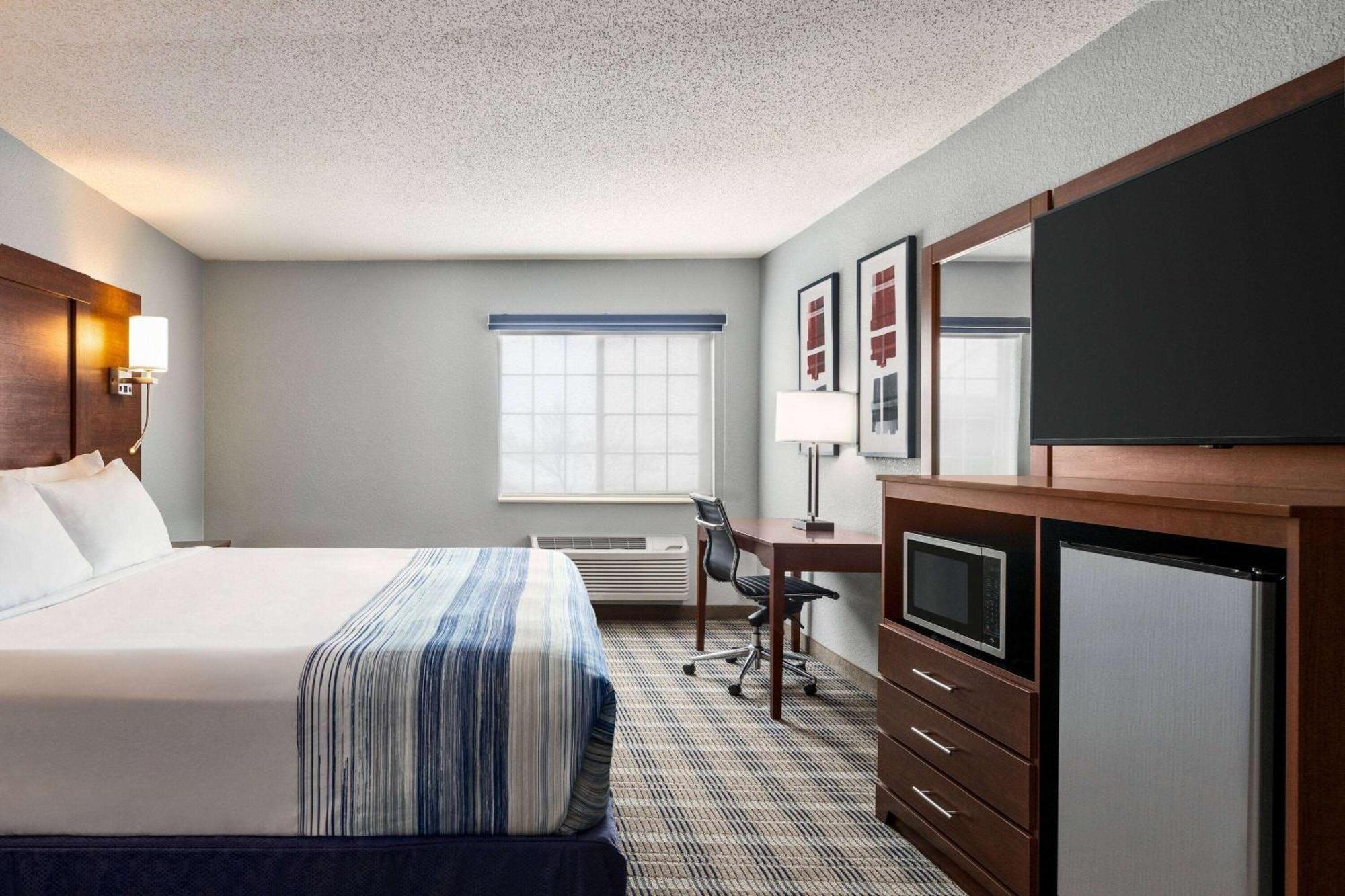 Inn Americinn By Wyndham 2*